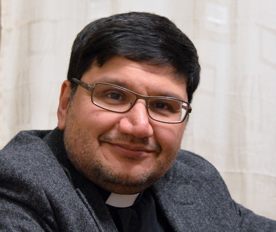 Revd Ray Khan.jpg.560x0 q